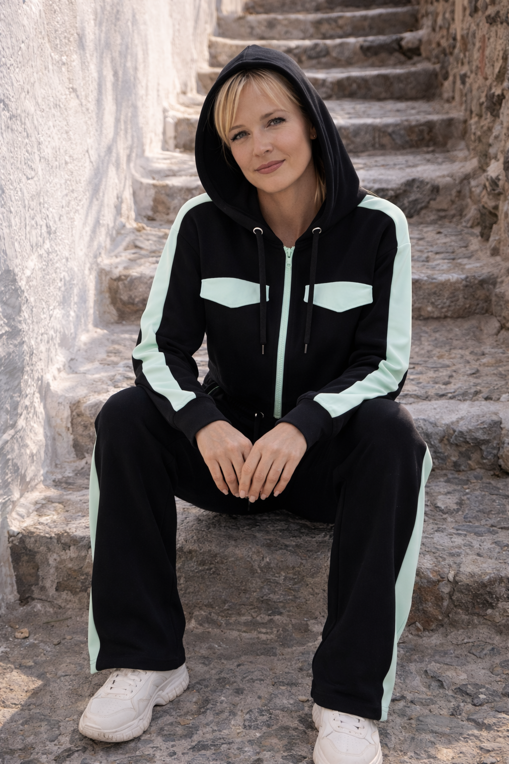 Damska Rozpinana Bluza HOODIE ZIP 5 "Black & Pistachio" – Neon Shock - Polishh stuff
