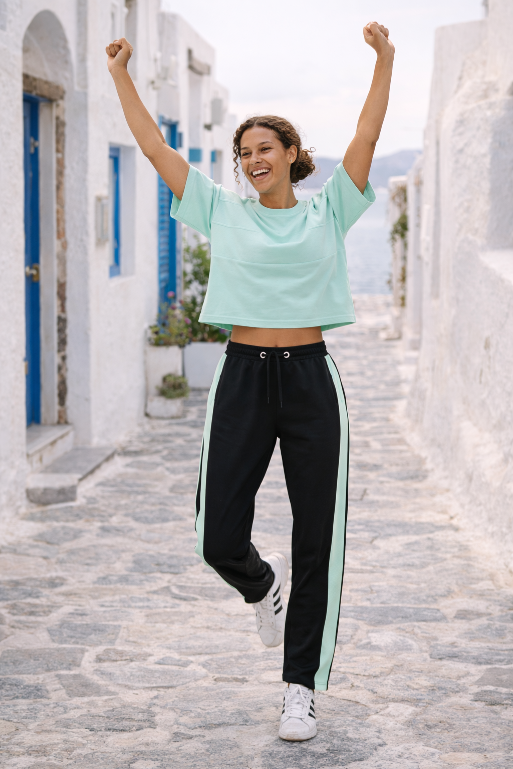 Damska Koszulka Dresowa Cropped "Pistachio" – Summer Essence - Polishh stuff